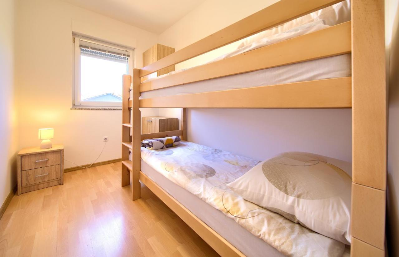 Apartman Noel Krk Town Buitenkant foto